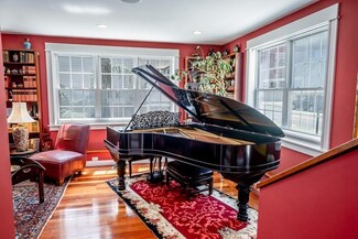 103 Beacon St, Somerville, MA 02143