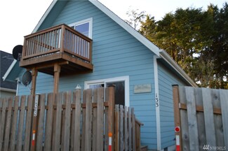 133 1st St N, Moclips, WA 98571
