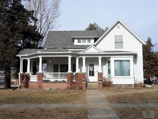 326 E 4th St, Glidden, IA 51443