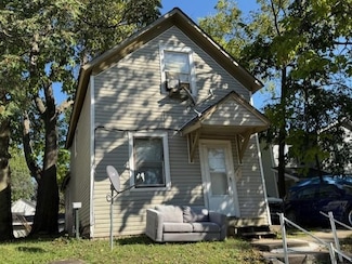 1251 10th St, Des Moines, IA 50314