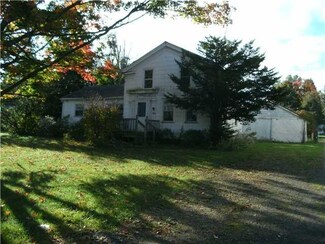 990 Chaffee Rd, Arcade, NY 14009