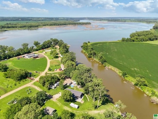 46586 Missouri St, Burbank, SD 57010