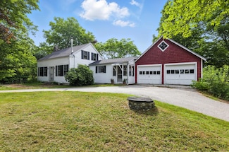 210 N North Pownal Rd, New Gloucester, ME 04260