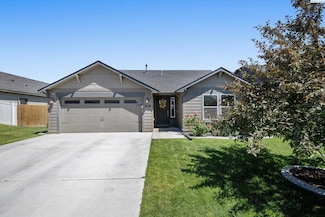 4011 Nitinat Ln, Pasco, WA 99301