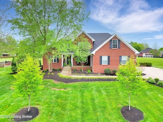 3702 Sumerlin Dr, Buckner, KY 40010