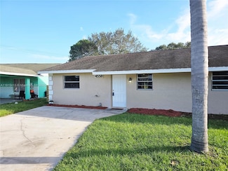4550 SE Salvatori Rd, Stuart, FL 34997