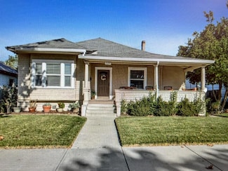 534 4th St, Hollister, CA 95023