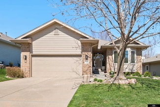 13484 Meredith Ave, Omaha, NE 68164