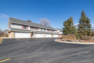 328 Kettle Moraine Dr N Unit 4, Slinger, WI 53086