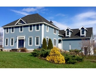 31 E Hadley Rd, Hadley, MA 01035