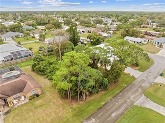 565 Park Ave, Sebastian, FL 32958