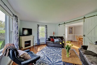 345 Colonial Dr, White River Junction, VT 05001