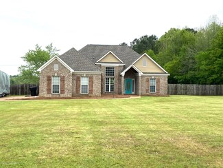 90 Embrey Ln, Coldwater, MS 38618