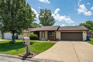 36 Gemstone Dr, Granite City, IL 62040