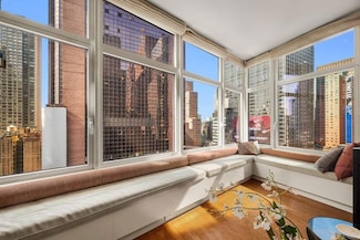 1600 Broadway Unit 18C, New York, NY 10019