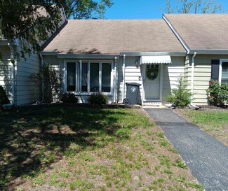 48 Dover Walk, Toms River, NJ 08753