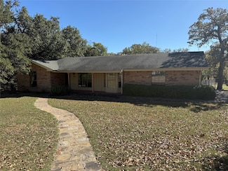 600 Joyce St, Weatherford, TX 76085