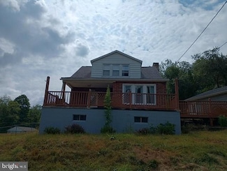 16805 Turk Ln SW, Frostburg, MD 21532