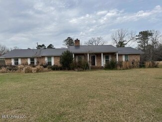 3923 Merritt Rd, Leakesville, MS 39451