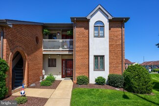 13 Black Oak Dr, Lancaster, PA 17602