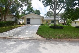 8021 Los Alamos Dr, Port Richey, FL 34668