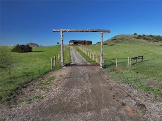 115 and 117 Otter Creek Rd, Big Timber, MT 59011