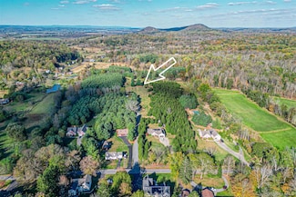 4 Spruce Hill Ln, Goshen, NY 10924