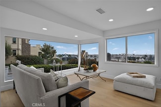 233 Santa Ana Ave, Newport Beach, CA 92663