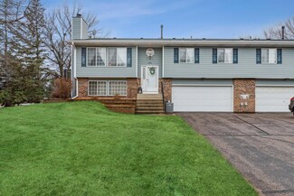 8556 Yalta Ln NE, Circle Pines, MN 55014
