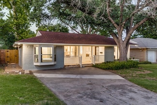 9026 Livenshire Dr, Dallas, TX 75238