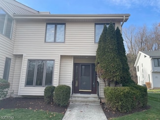 323 Cheyenne Rd Unit 323, Lafayette, NJ 07848