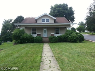 128 Pine St, Petersburg, WV 26847
