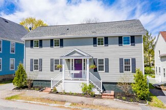 51 Clinton St, Portsmouth, NH 03801