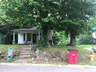 601 9th St, Clarksville, TN 37040