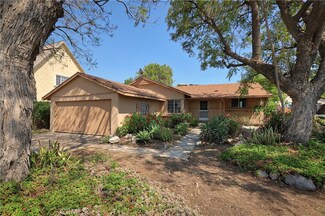 11132 Hershey St, Sun Valley, CA 91352