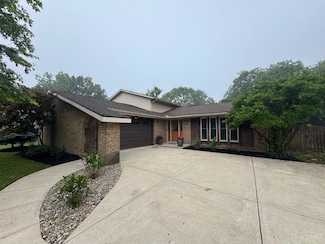 8749 Monticello Dr, West Chester, OH 45069