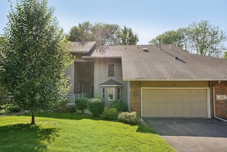 855 8th Ave SE, Forest Lake, MN 55025