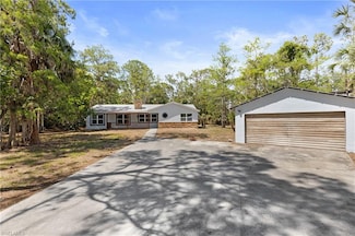 221 18th Ave NW Unit 20, Naples, FL 34120