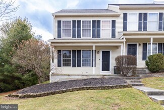 2406 Rob Dr, Mount Joy, PA 17552