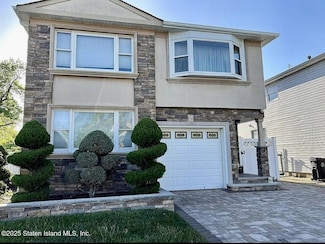 434 Pompey Ave, Staten Island, NY 10312