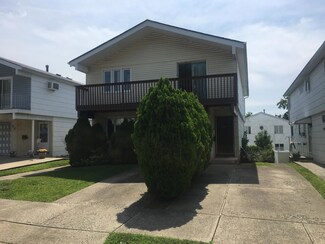 50 Ashland Ave E, Staten Island, NY 10312