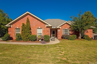 3000 Denise Dr, Benton, AR 72015