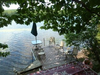525 N Shore Dr, Hopkinton, NH 03229