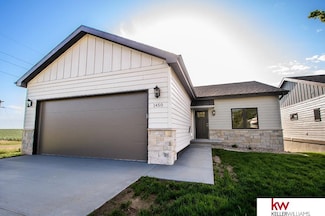 1450 Montana St, Superior, NE 68978