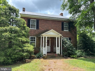 560 Basehoar Roth Rd, Littlestown, PA 17340