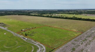 000 Risinger Rd, Ferris, TX 75125