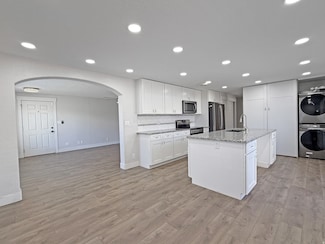 1623 N 400 W, Clearfield, UT 84015