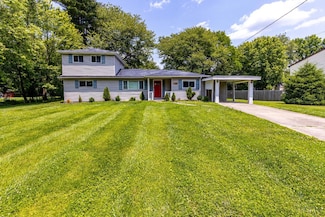 1382 Lela Ln, Milford, OH 45150