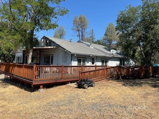 411 N Meadow Ln, Hayfork, CA 96041