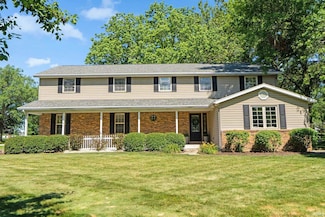 1704 Sutton Circle Dr S, Bluffton, IN 46714